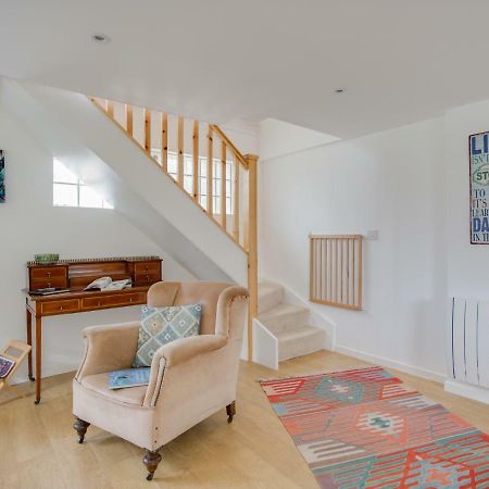 Little England Cottage Milborne Saint Andrew Exteriör bild